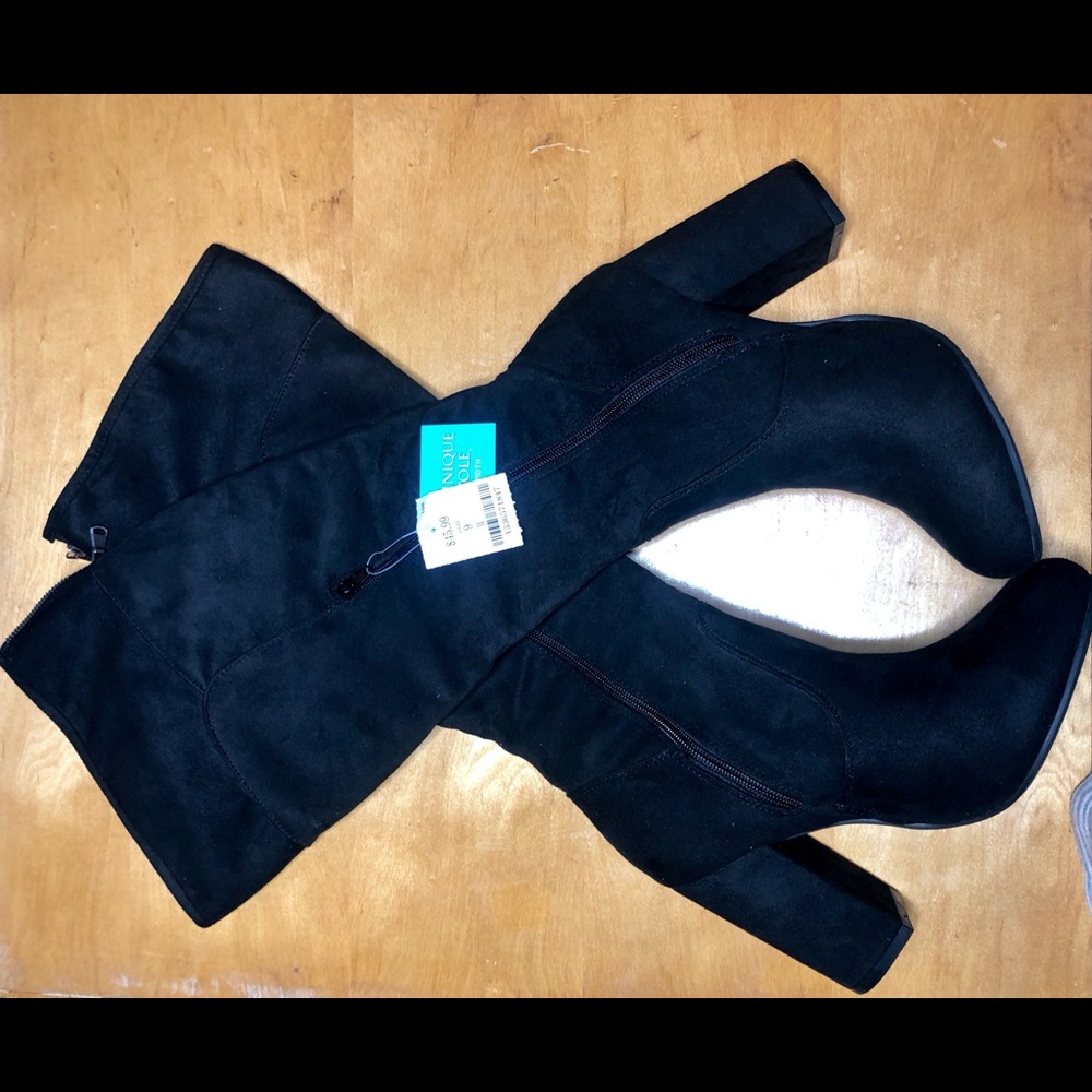 Dominique Nicole “Wide Width” suede calf boots!